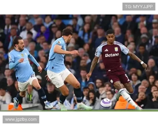 卡什轰出世界波助维拉半场领先曼城布恩迪亚献助攻后因伤离场